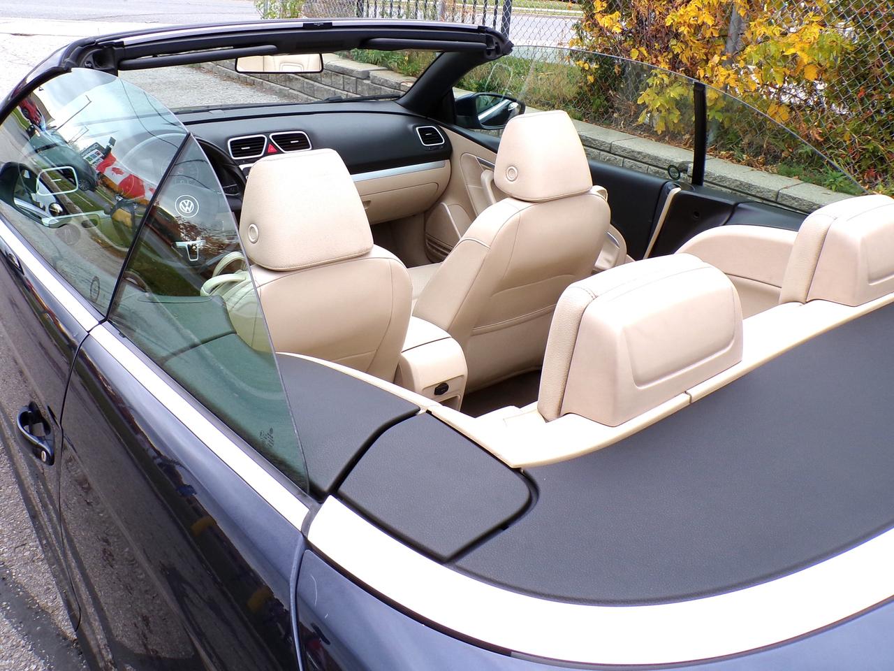 2012 Volkswagen Eos Comfortline Convertible Photo