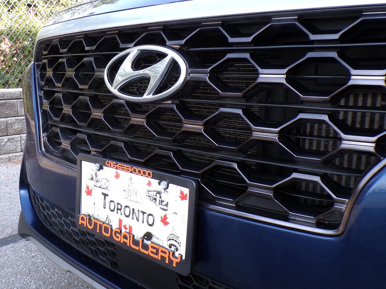 2019 Hyundai Santa Fe 2.0T Preferred AWD Photo2