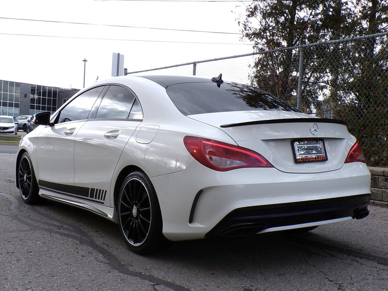 2017 Mercedes-Benz CLA250 4MATIC AMG APPEARANCE PKG. Photo