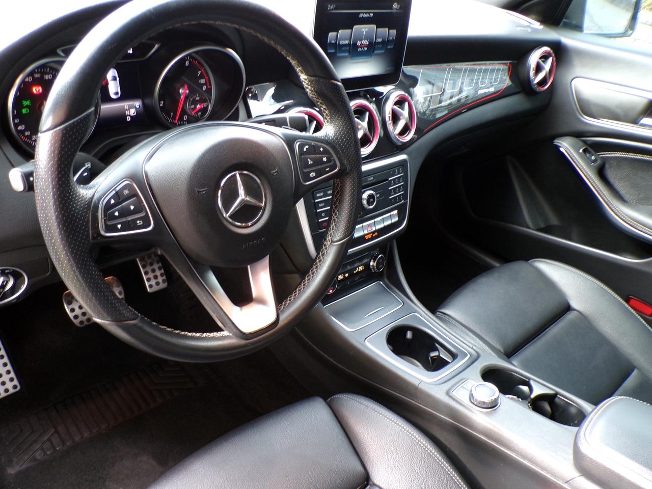 2017 Mercedes-Benz CLA250 4MATIC AMG APPEARANCE PKG. Photo