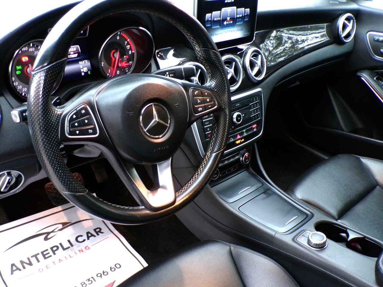 2015 Mercedes-Benz CLA250 4MATIC AMG APPEARANCE PKG. Photo