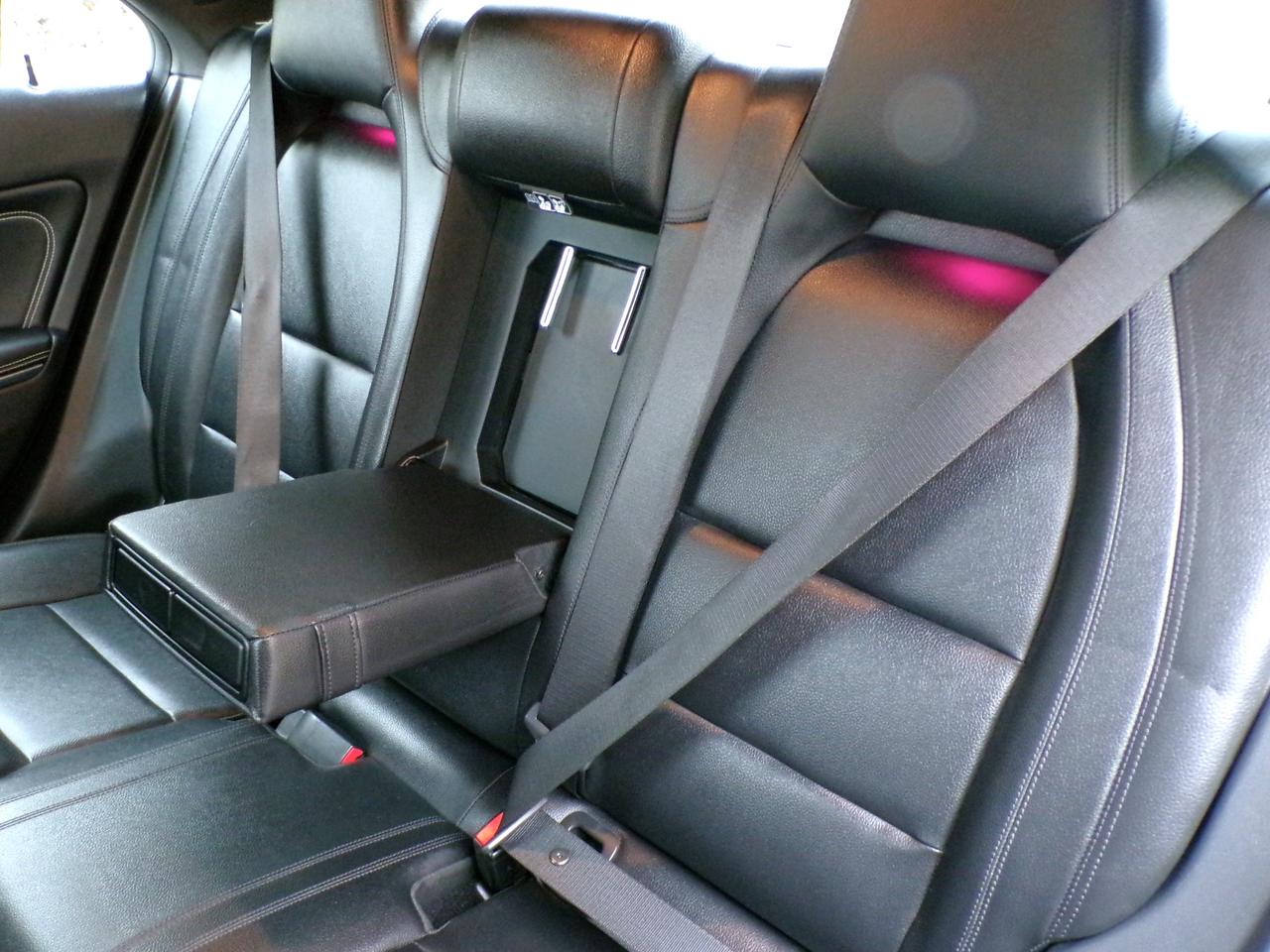 2015 Mercedes-Benz CLA250 4MATIC AMG APPEARANCE PKG. Photo