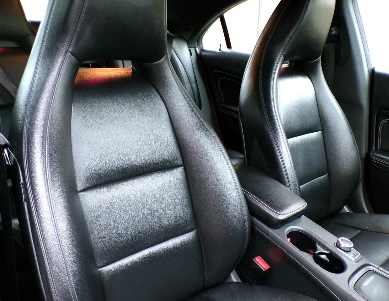 2015 Mercedes-Benz CLA250 4MATIC AMG APPEARANCE PKG. Photo