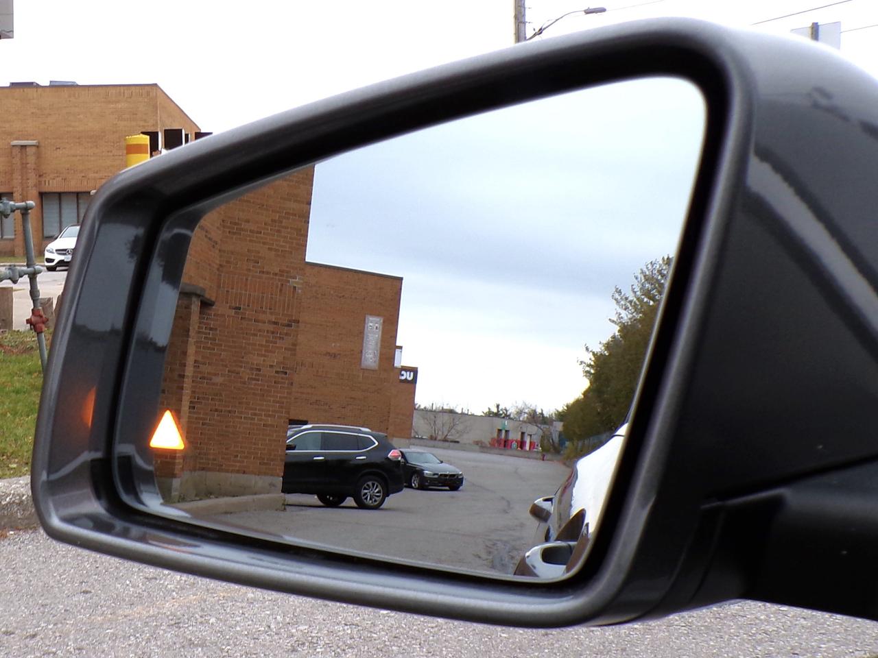 2015 Mercedes-Benz CLA250 4MATIC AMG APPEARANCE PKG. Photo