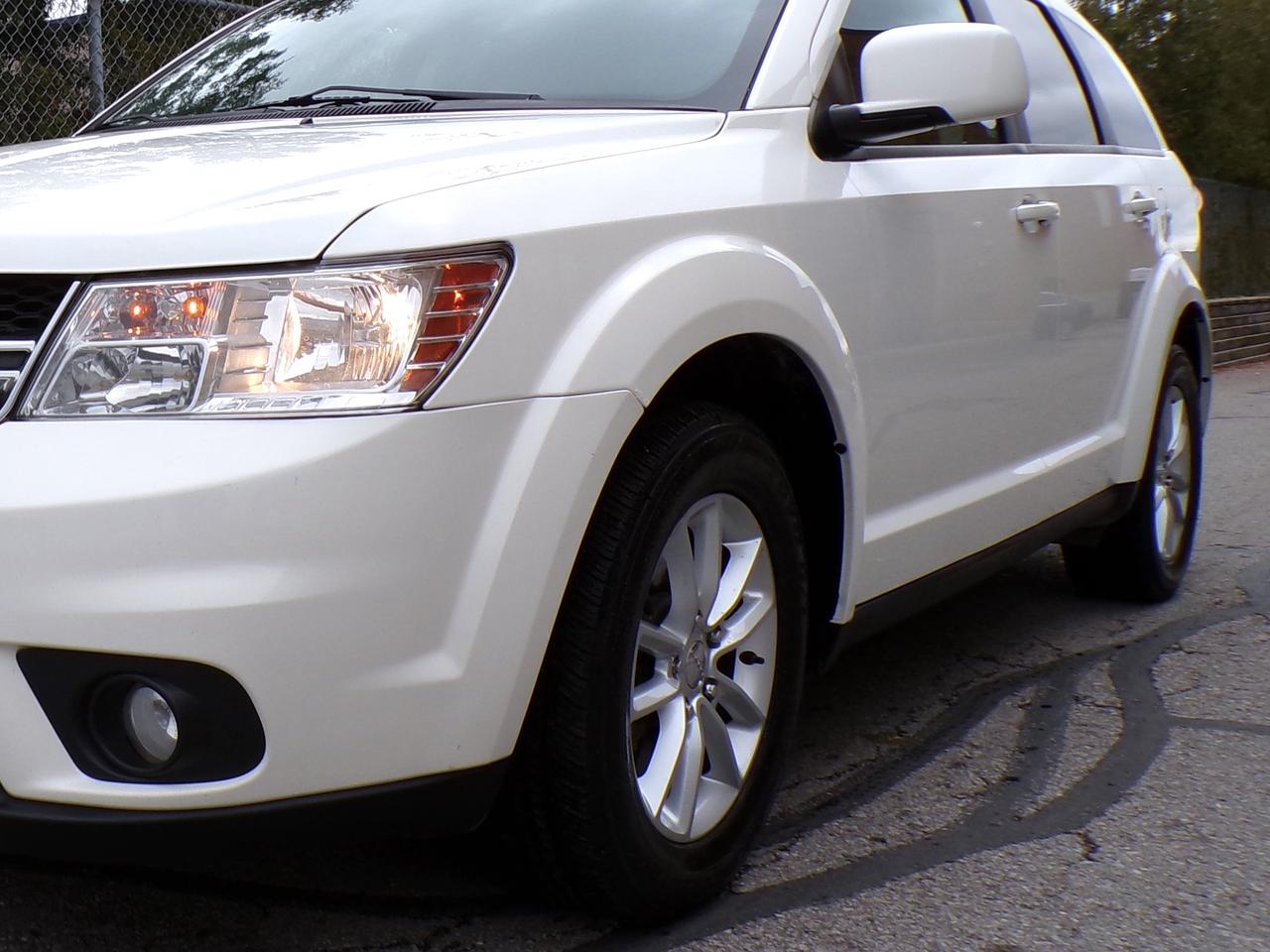 2015 Dodge Journey SXT 7-Passenger Photo3