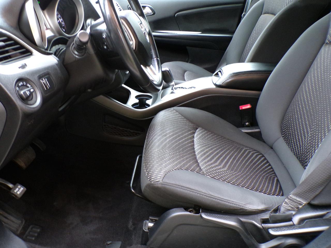 2015 Dodge Journey SXT 7-Passenger Photo