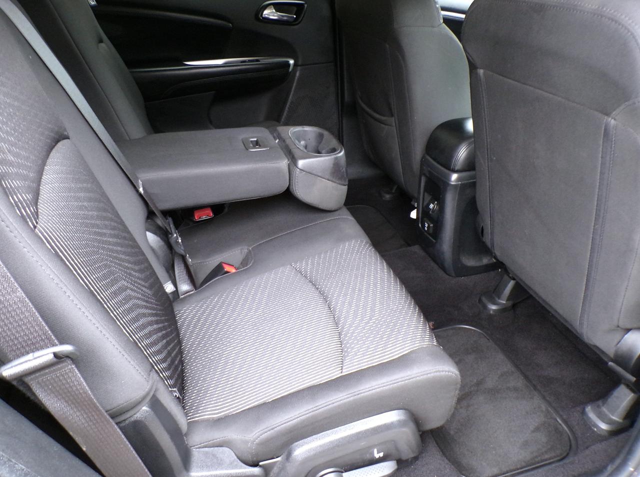 2015 Dodge Journey SXT 7-Passenger Photo
