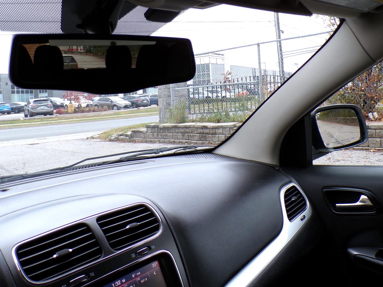 2015 Dodge Journey SXT 7-Passenger Photo