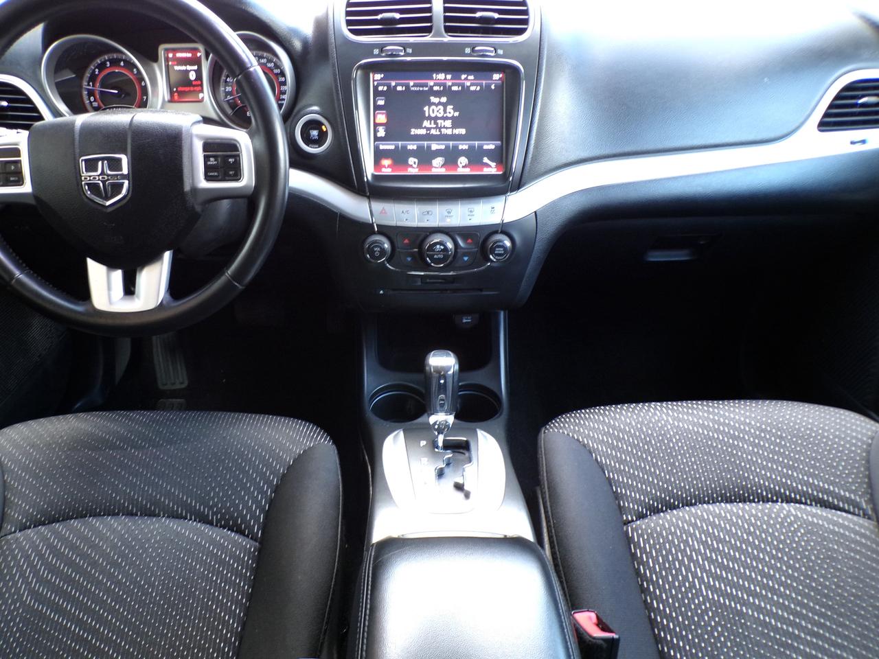 2015 Dodge Journey SXT 7-Passenger Photo