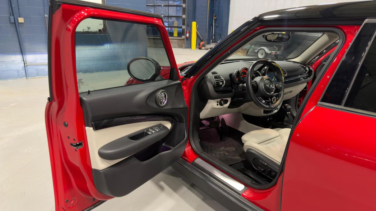 2019 MINI Clubman Cooper ALL4 Photo