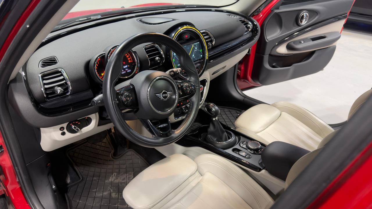 2019 MINI Clubman Cooper ALL4 Photo