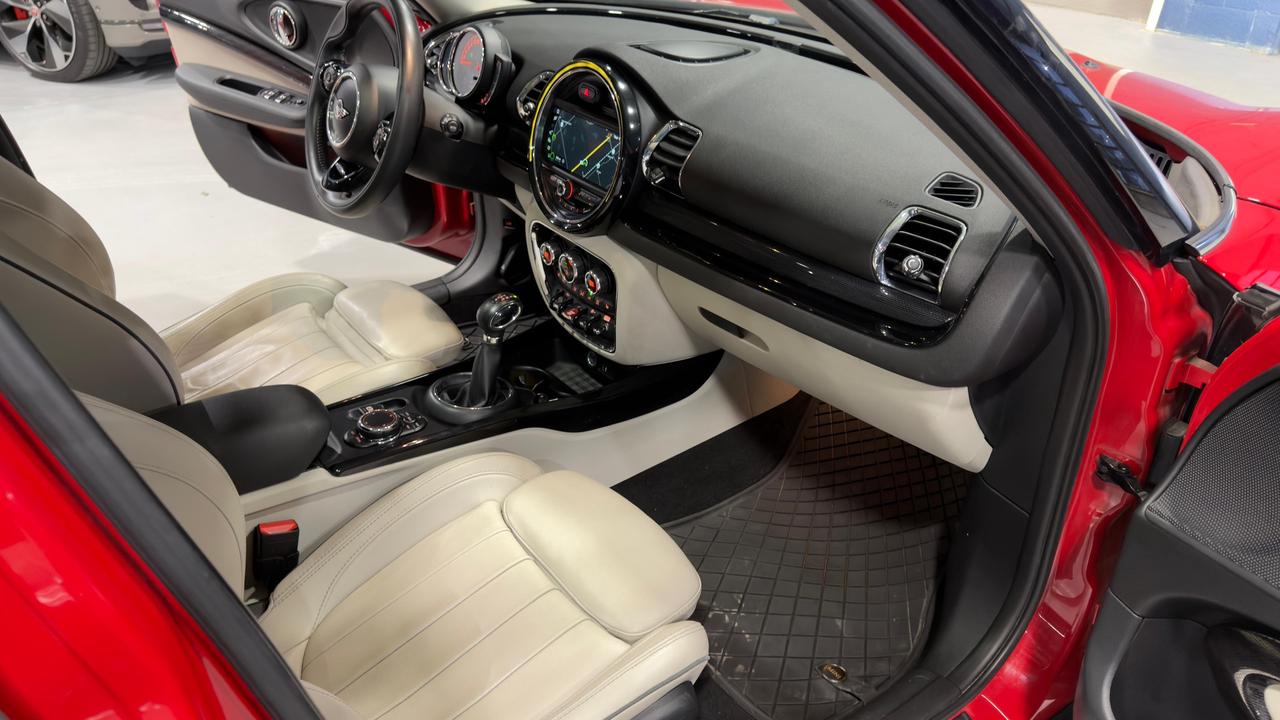 2019 MINI Clubman Cooper ALL4 Photo