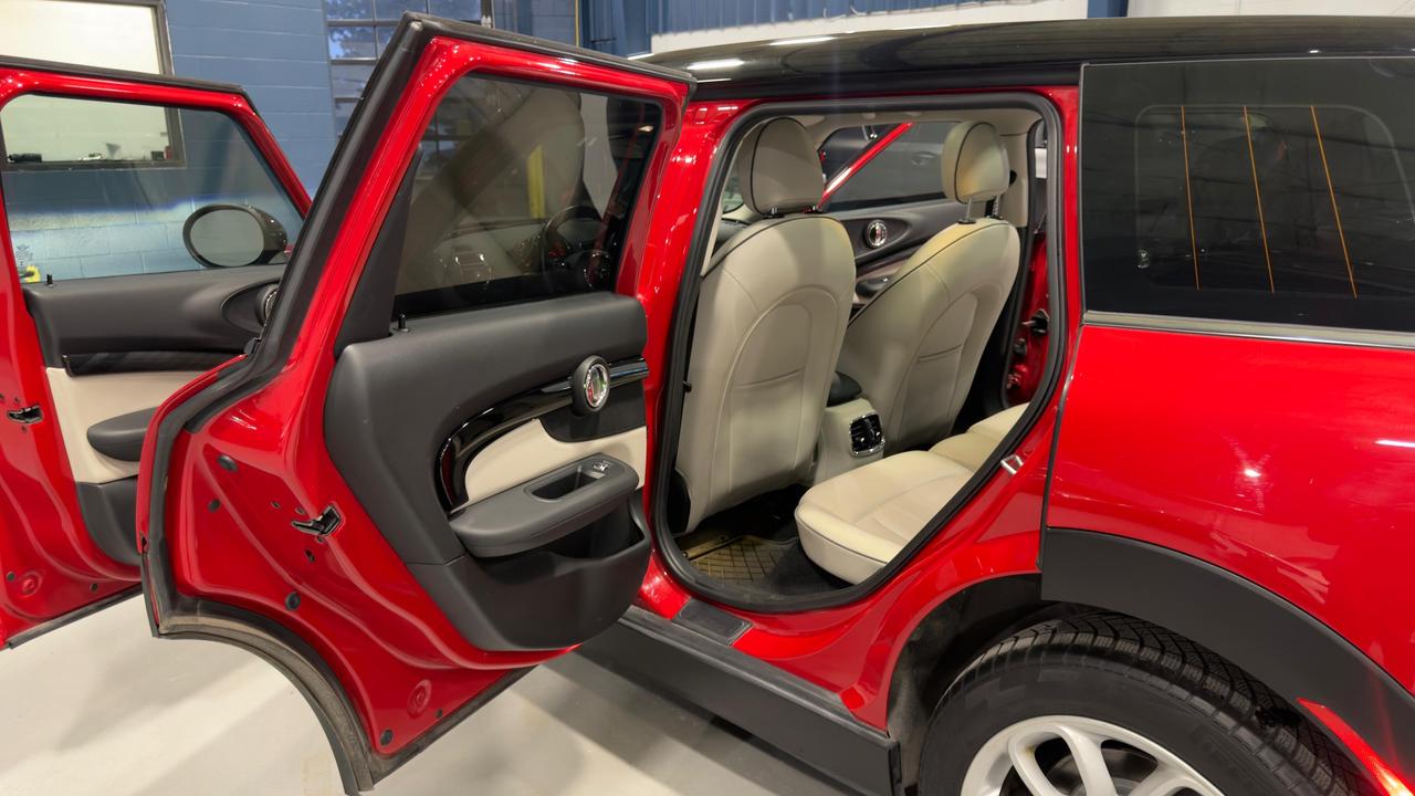 2019 MINI Clubman Cooper ALL4 Photo