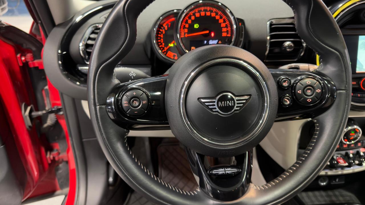 2019 MINI Clubman Cooper ALL4 Photo