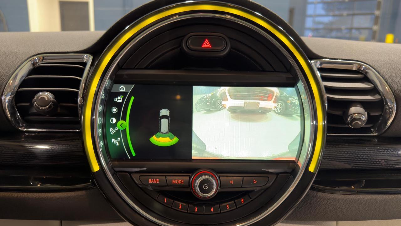 2019 MINI Clubman Cooper ALL4 Photo