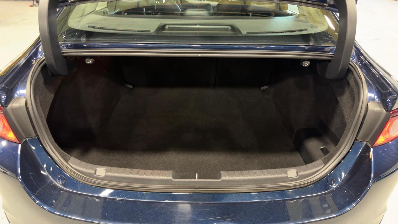 2020 Mazda MAZDA3 SELECT Photo