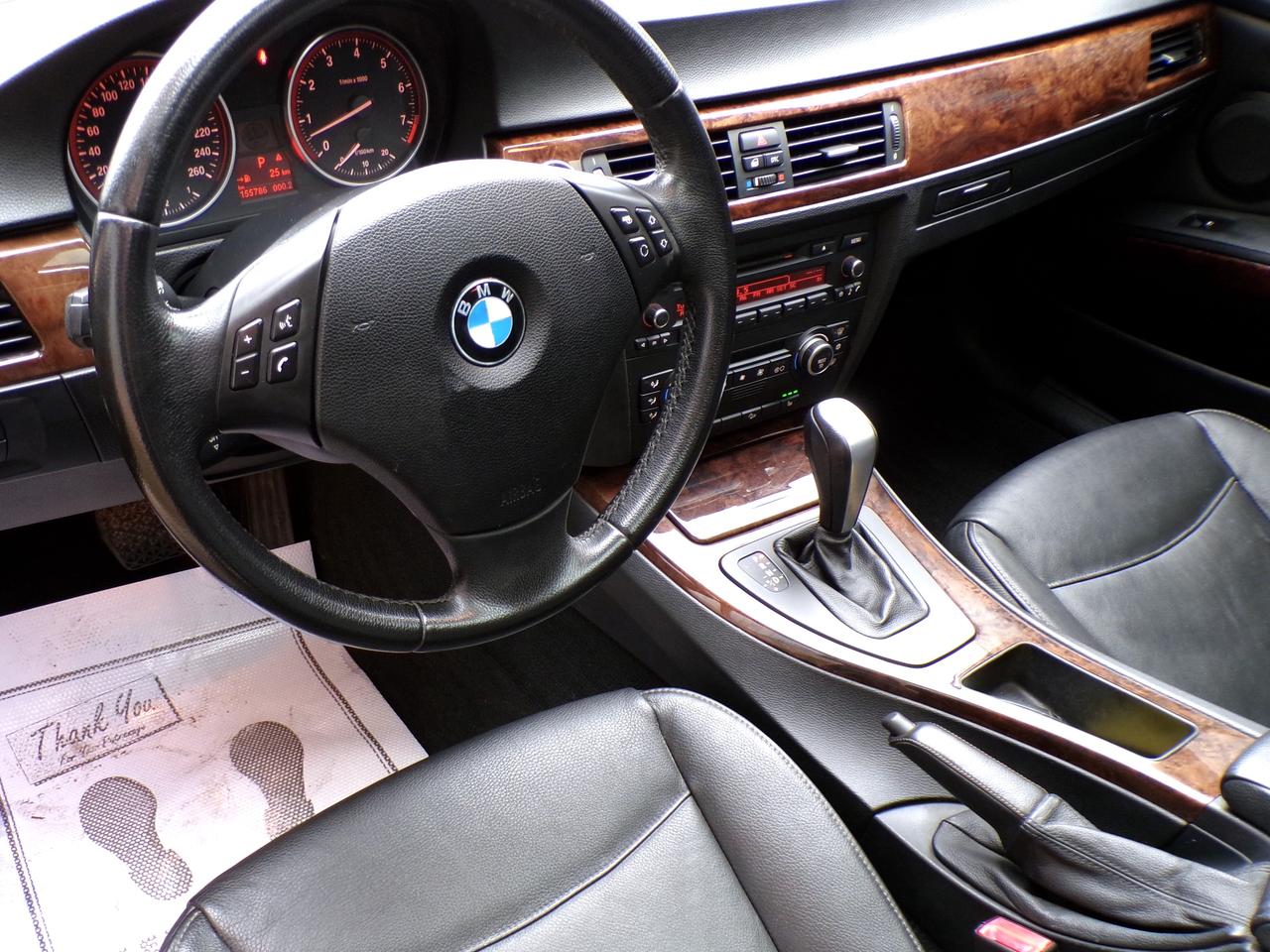 2009 BMW 3 Series X-DRIVE PREMIUM SUNROOF H. SEATS SENSORS B.T. Photo