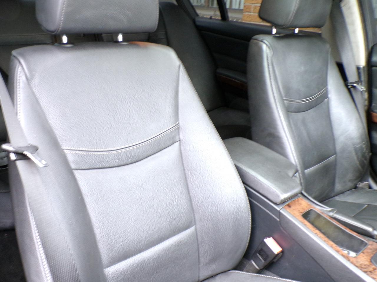 2009 BMW 3 Series X-DRIVE PREMIUM SUNROOF H. SEATS SENSORS B.T. Photo