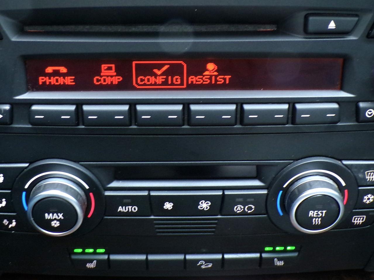 2009 BMW 3 Series X-DRIVE PREMIUM SUNROOF H. SEATS SENSORS B.T. Photo