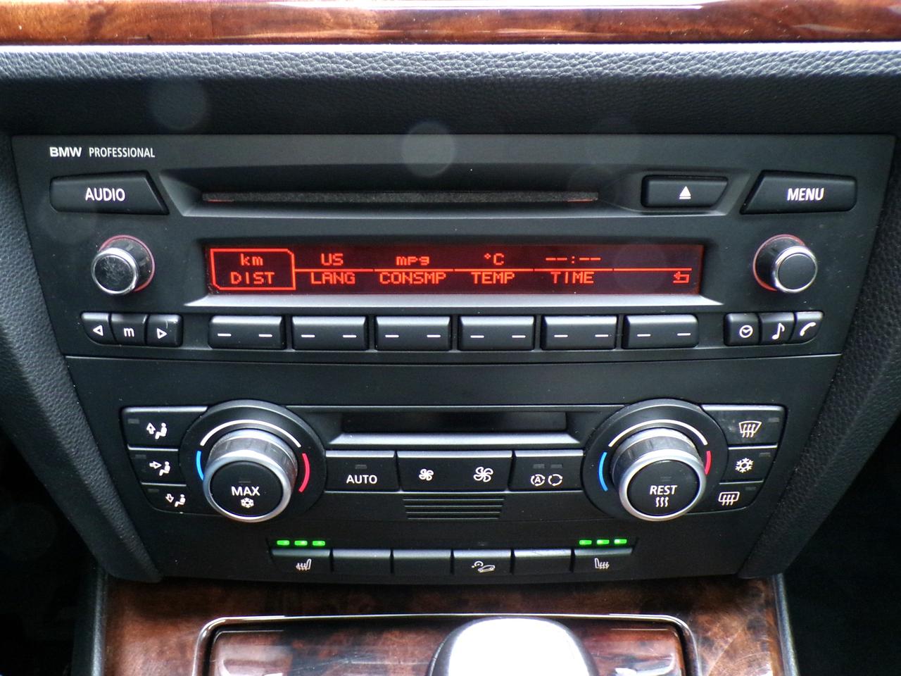 2009 BMW 3 Series X-DRIVE PREMIUM SUNROOF H. SEATS SENSORS B.T. Photo