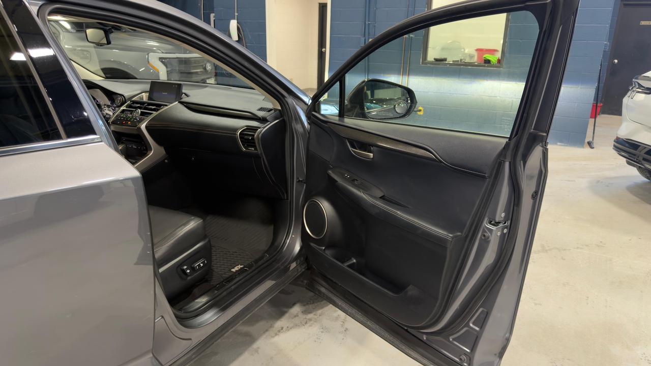 2017 Lexus NX 200t Premium Photo