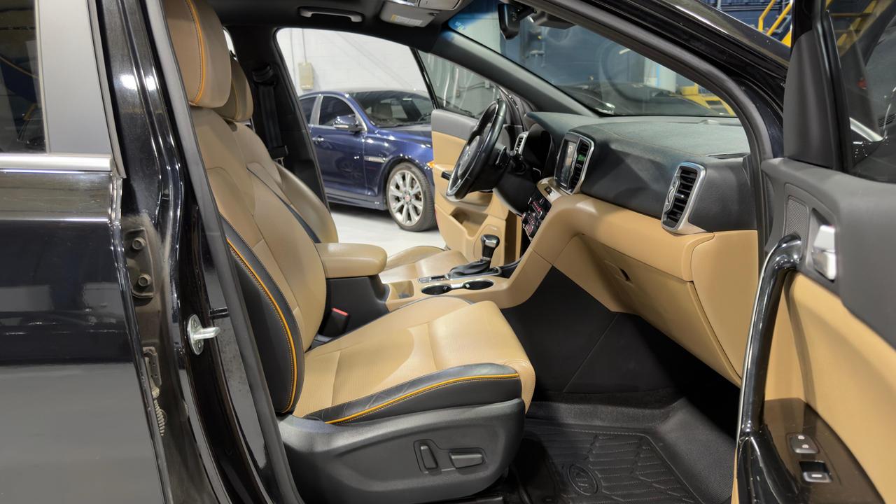 2017 Kia Sportage SX Photo