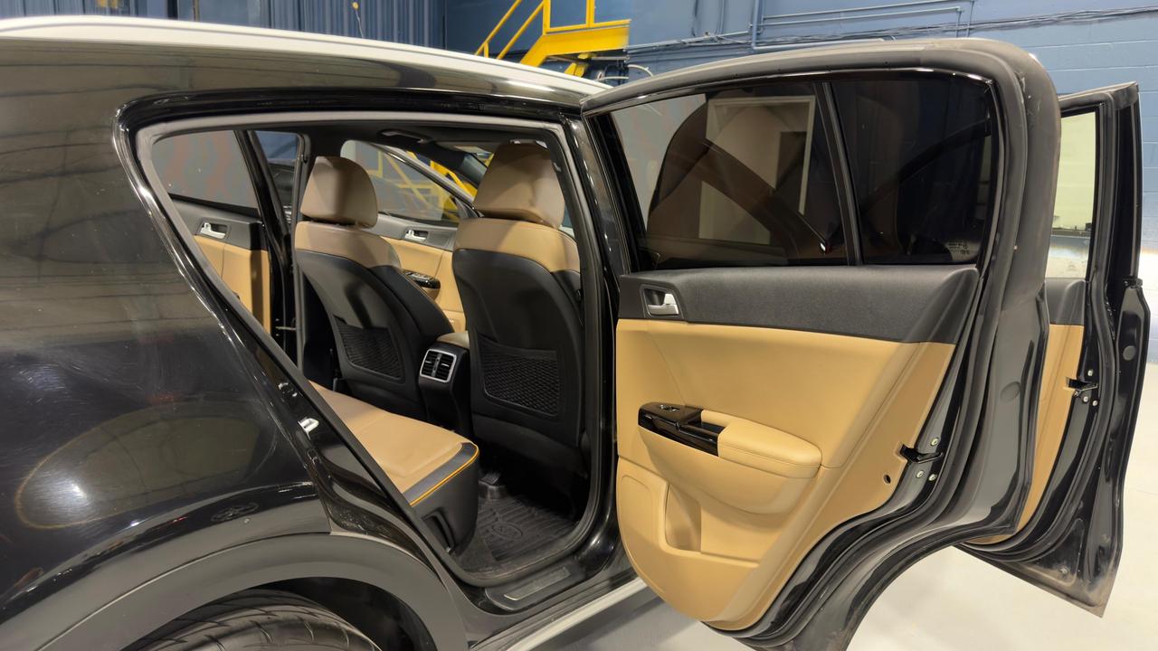 2017 Kia Sportage SX Photo