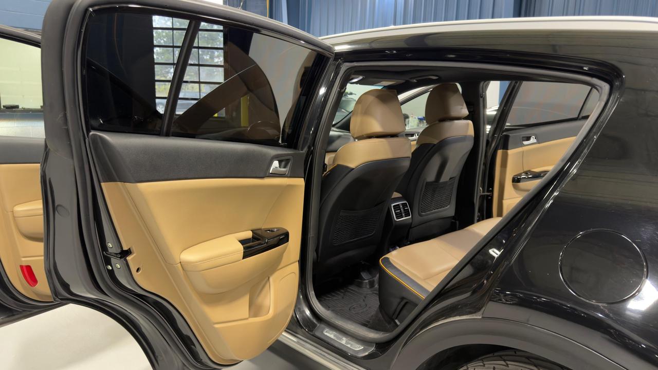 2017 Kia Sportage SX Photo