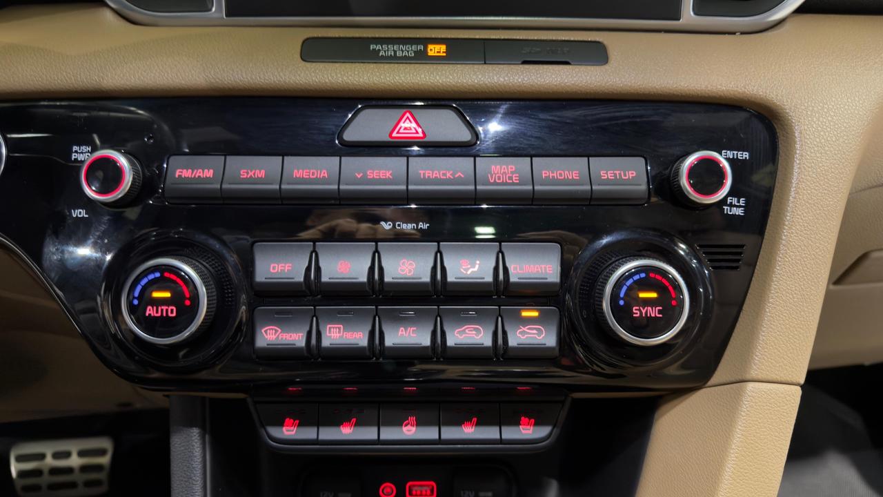 2017 Kia Sportage SX Photo