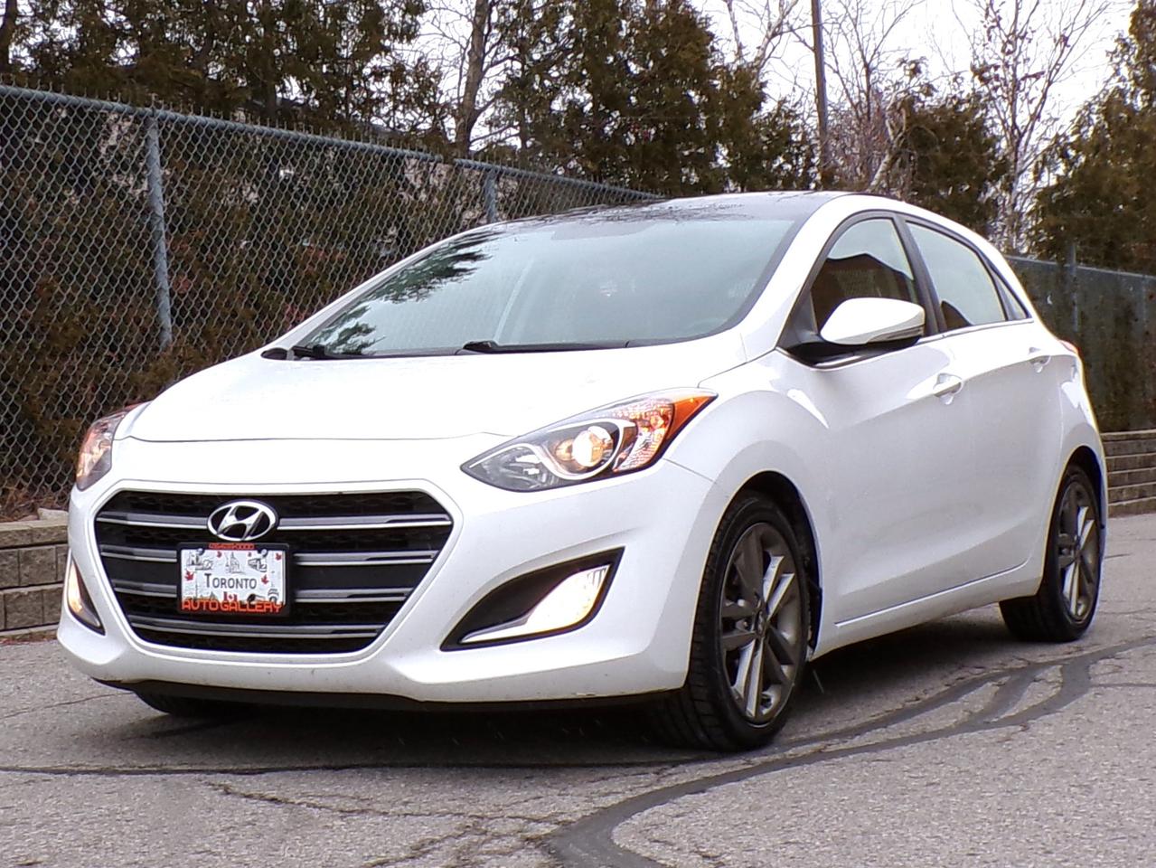 2016 Hyundai Elantra GT LIMITED | NAVI | CAMERA | PANO ROOF | B.T. Photo4