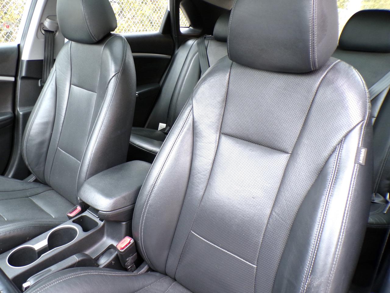 2016 Hyundai Elantra GT LIMITED | NAVI | CAMERA | PANO ROOF | B.T. Photo