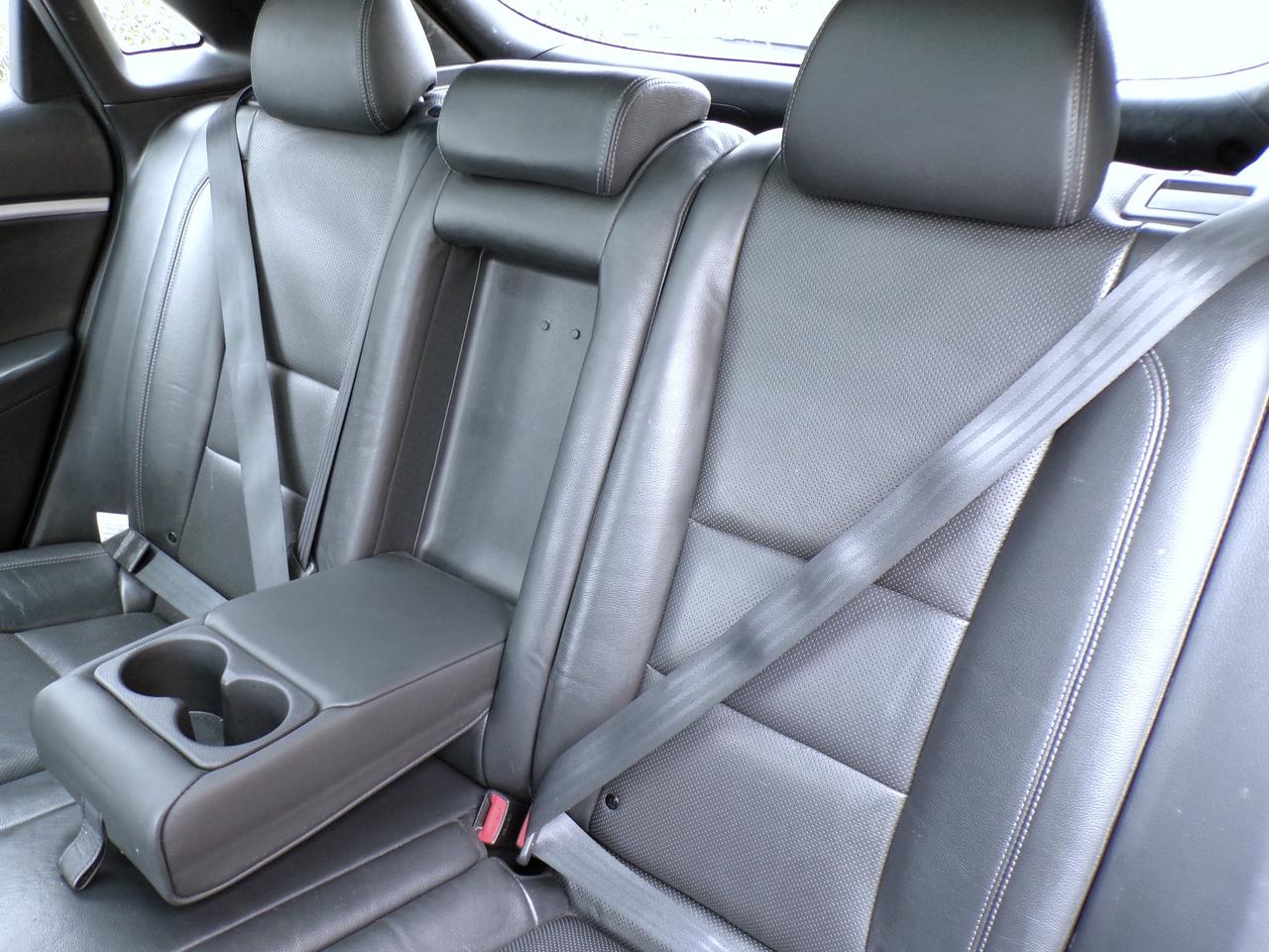 2016 Hyundai Elantra GT LIMITED | NAVI | CAMERA | PANO ROOF | B.T. Photo