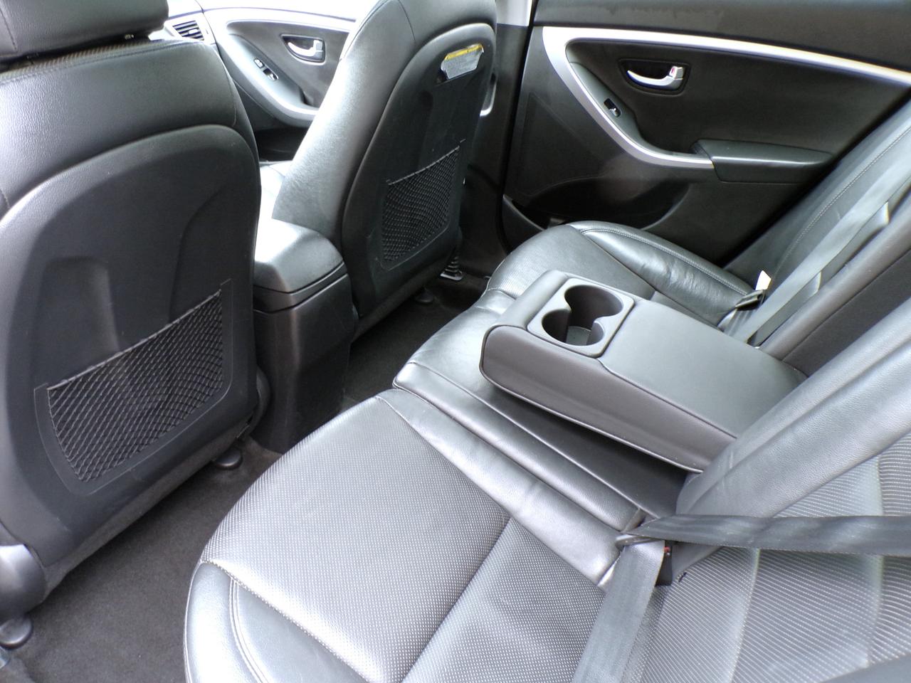 2016 Hyundai Elantra GT LIMITED | NAVI | CAMERA | PANO ROOF | B.T. Photo