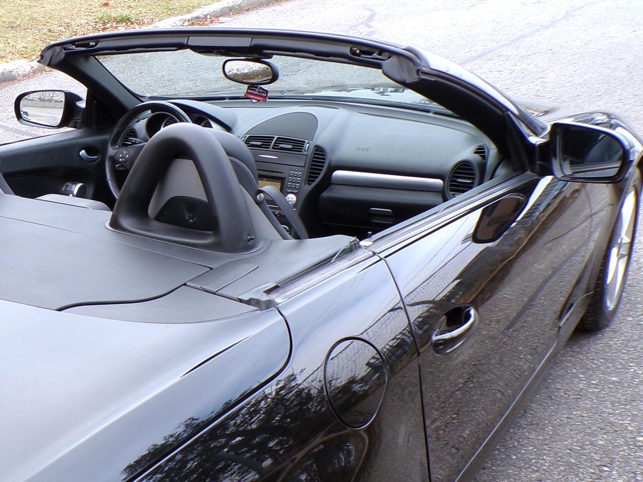 2009 Mercedes-Benz SLK CONVERTIBLE LEATHER H. SEATS ONTARIO VEHICLE Photo
