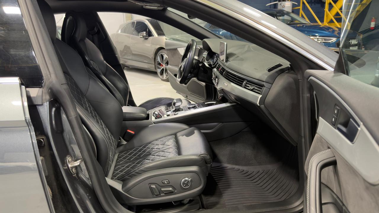 2018 Audi S5 Progressiv Photo