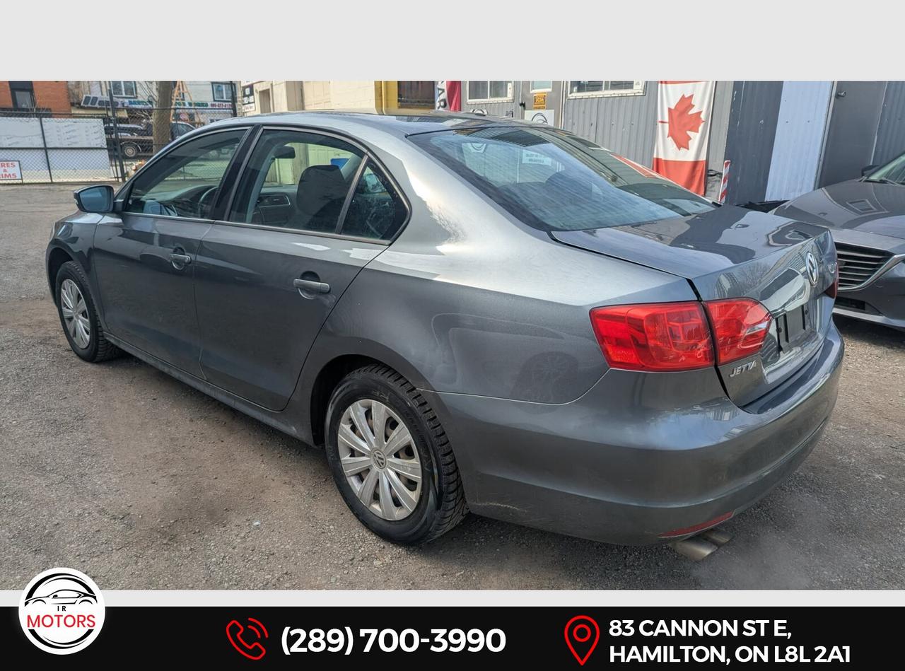 2014 Volkswagen Jetta Man 2.0 *Certified* *1 Owner* *No Accidents*  Photo2