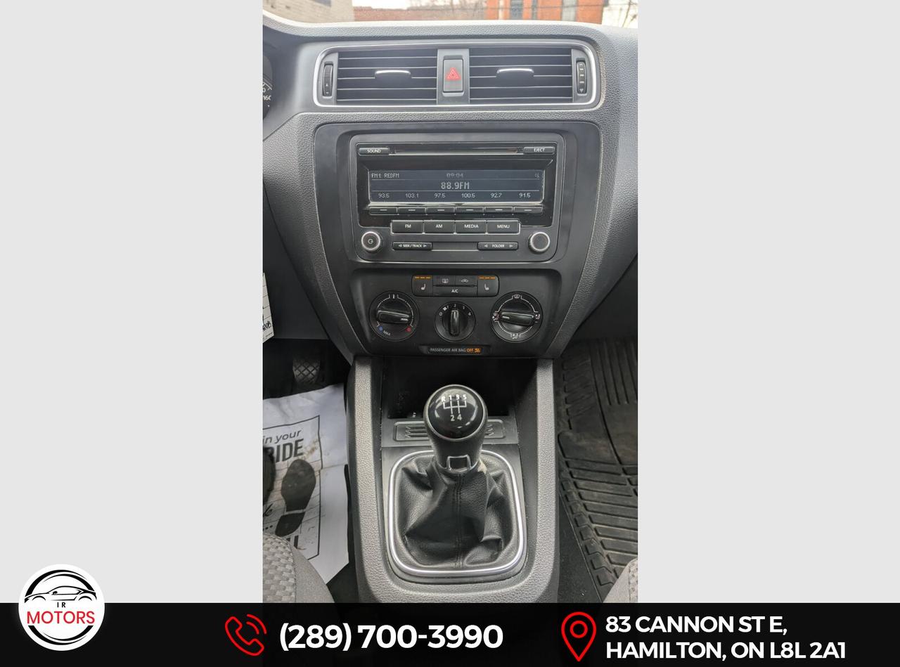 2014 Volkswagen Jetta Man 2.0 *Certified* *1 Owner* *No Accidents*  Photo