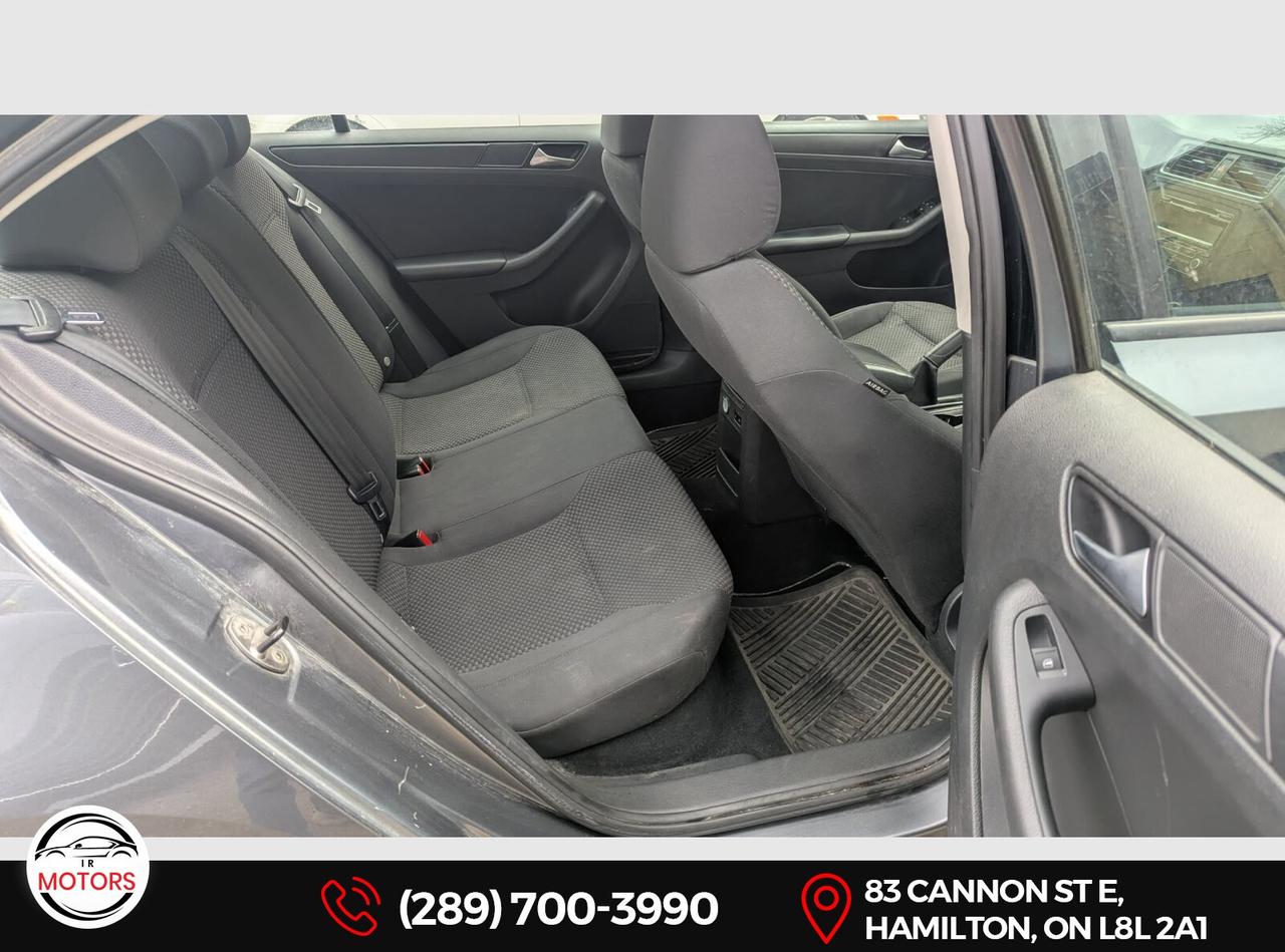 2014 Volkswagen Jetta Man 2.0 *Certified* *1 Owner* *No Accidents*  Photo