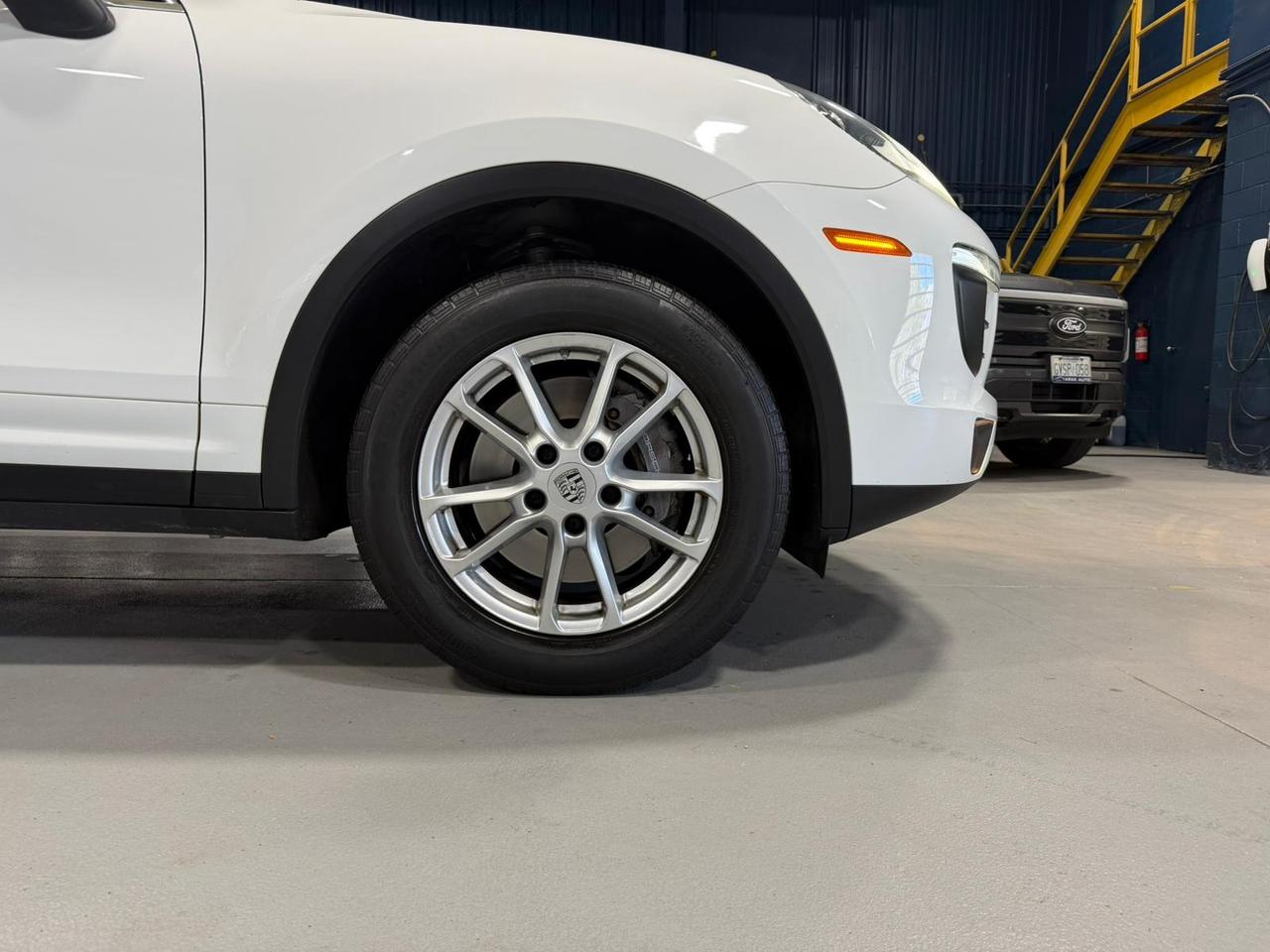 2016 Porsche Cayenne Base Photo