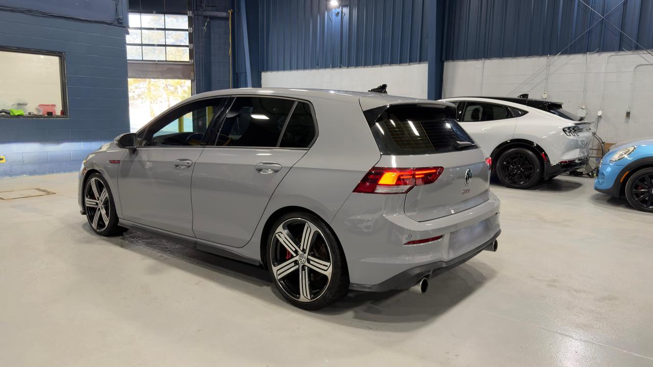 2022 Volkswagen Golf GTI  Photo3