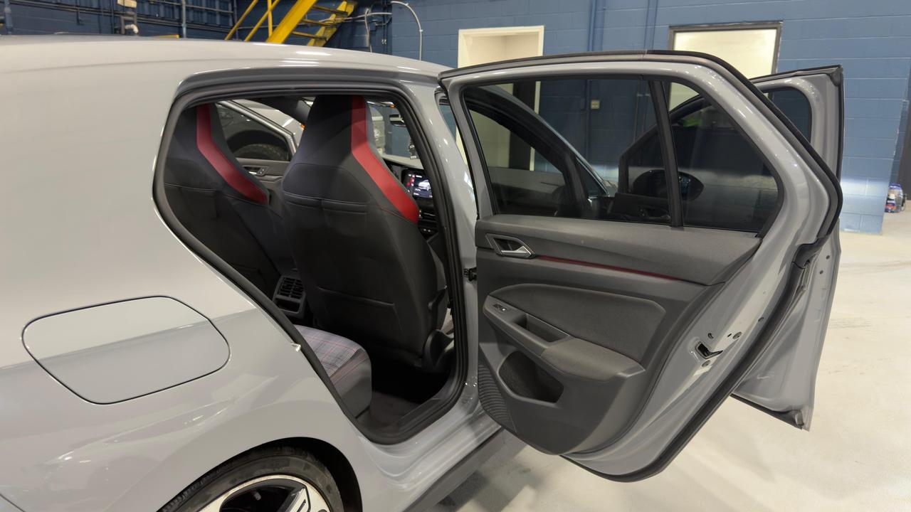 2022 Volkswagen Golf GTI  Photo