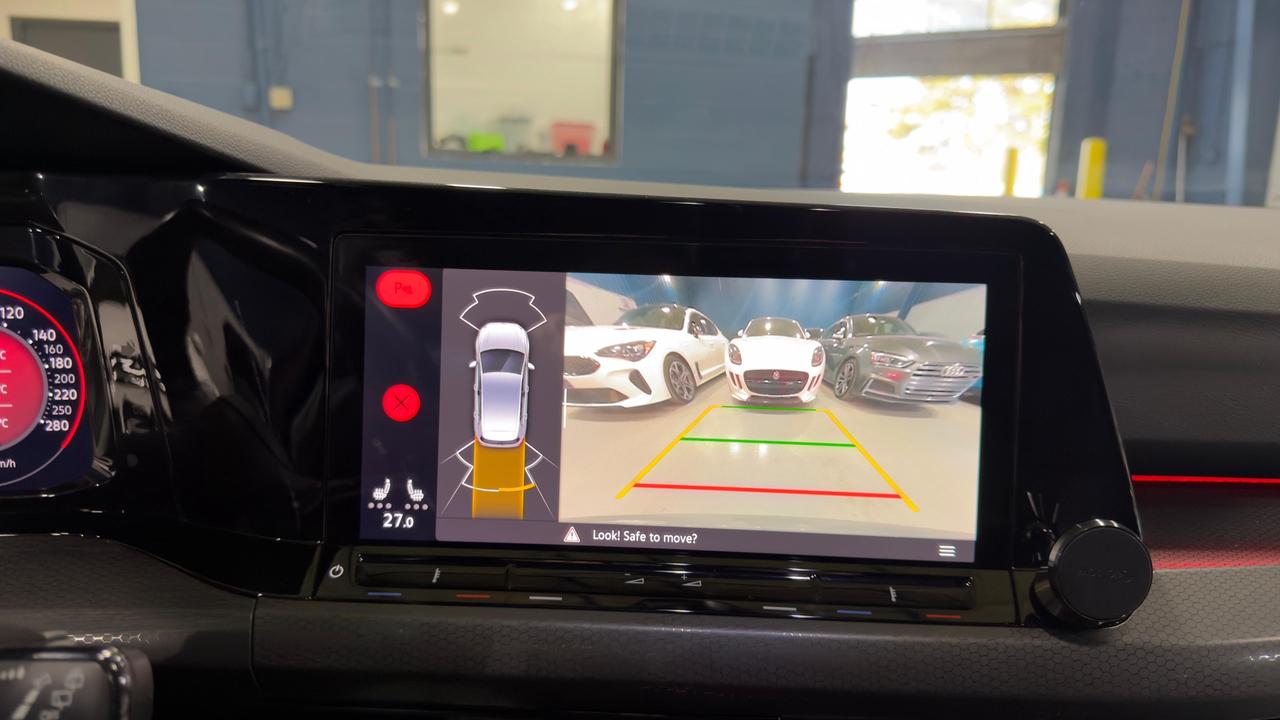 2022 Volkswagen Golf GTI  Photo