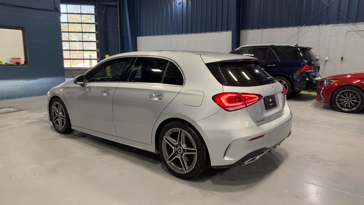 2022 Mercedes-Benz A-Class A 250 Photo