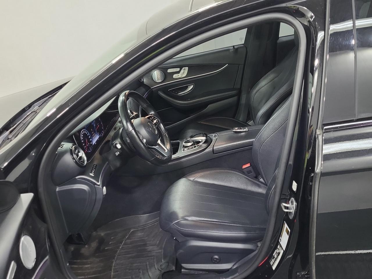 2020 Mercedes-Benz E-Class E350 Photo