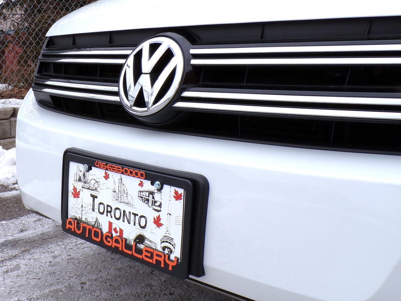 2015 Volkswagen Tiguan TSI HIGHLINE 4MOTION CAMERA PANO ROOF H. SEATS B.T. Photo