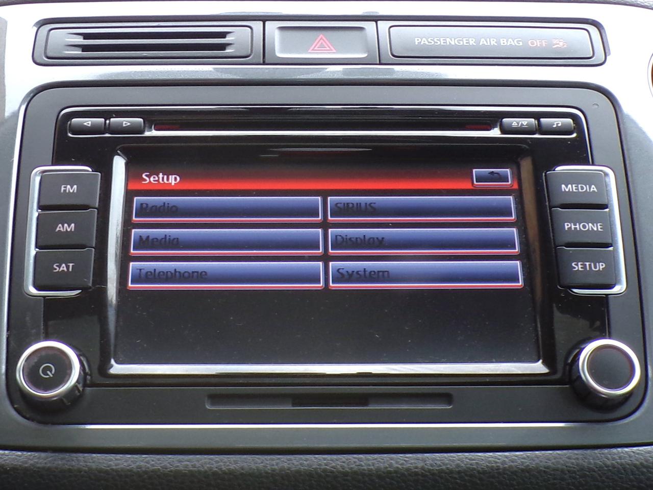 2015 Volkswagen Tiguan Highline 4MOTION Photo