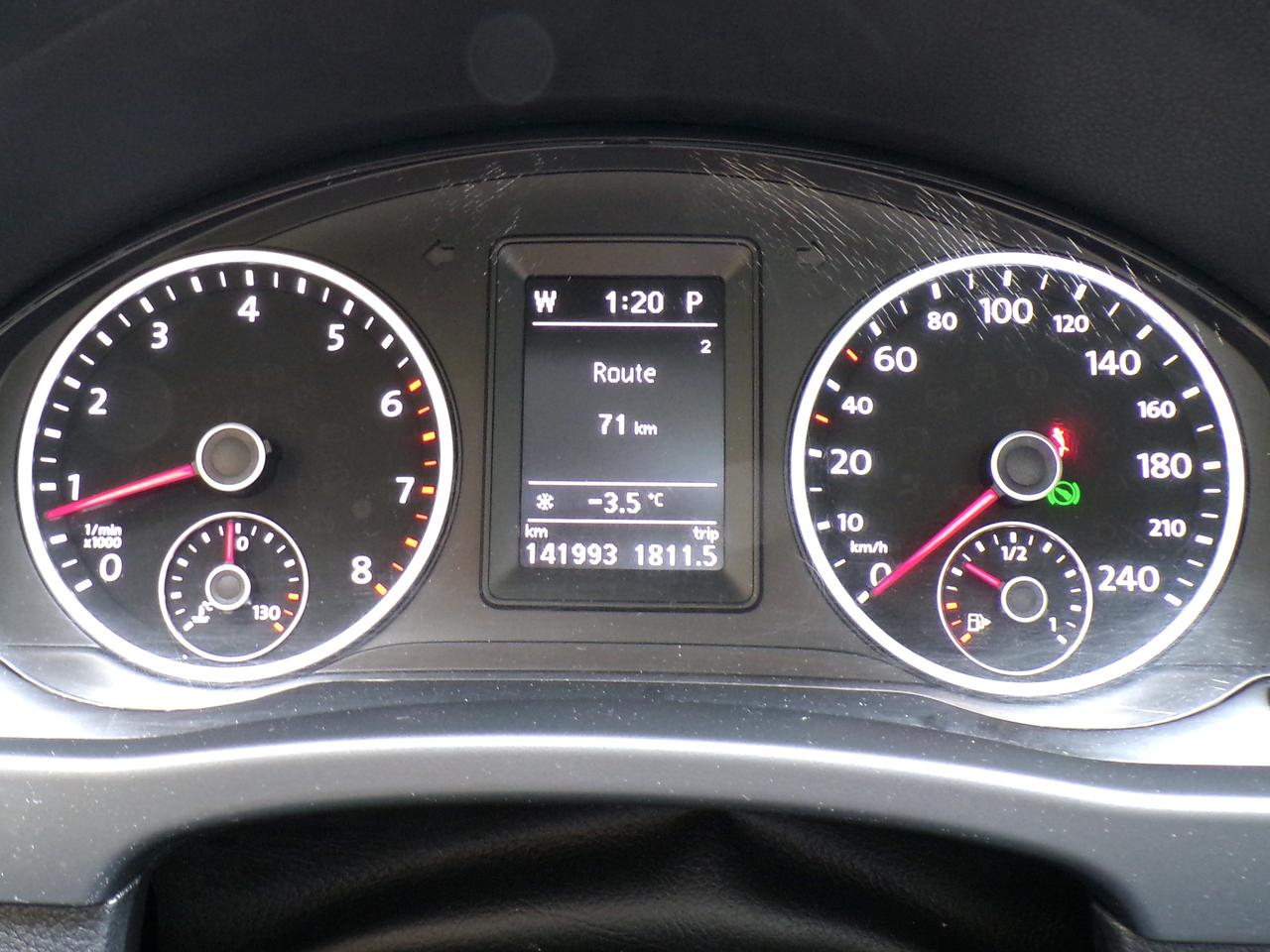 2015 Volkswagen Tiguan Highline 4MOTION Photo