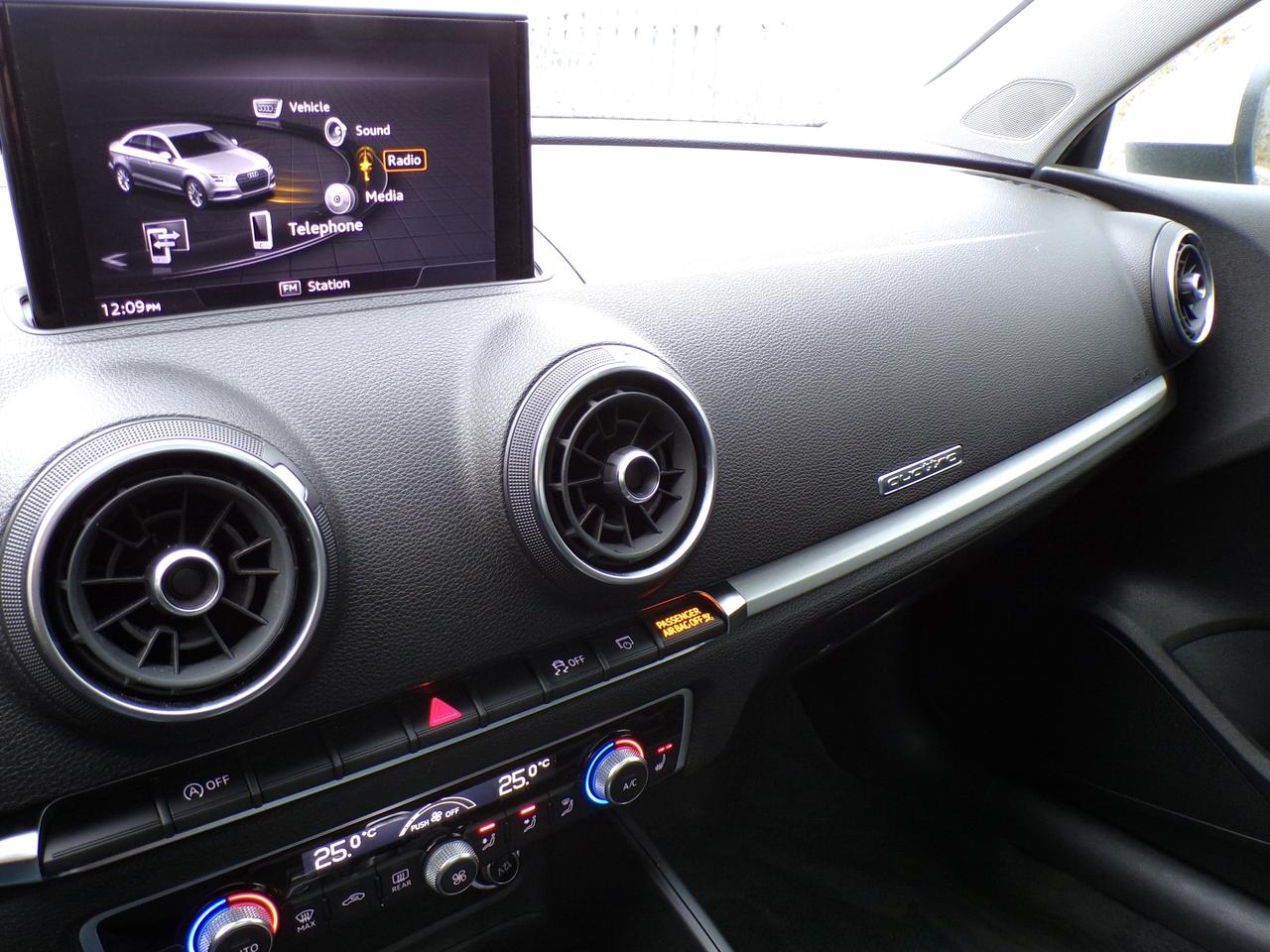 2018 Audi A3 TFSI QUATTRO KOMFORT PREMIUM Photo