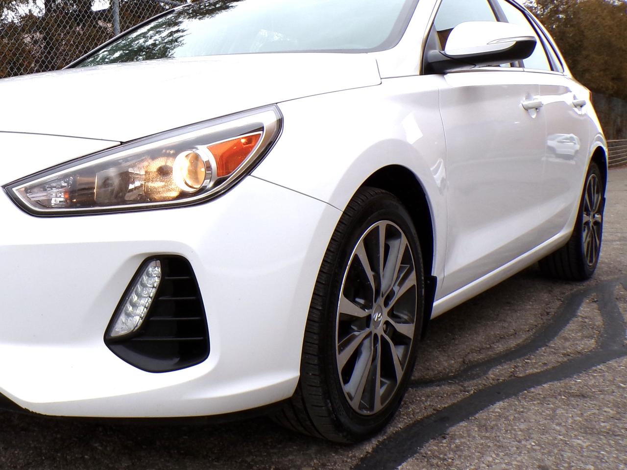 2018 Hyundai Elantra GT GLS | BSM | PANO ROOF | CAMERA Photo