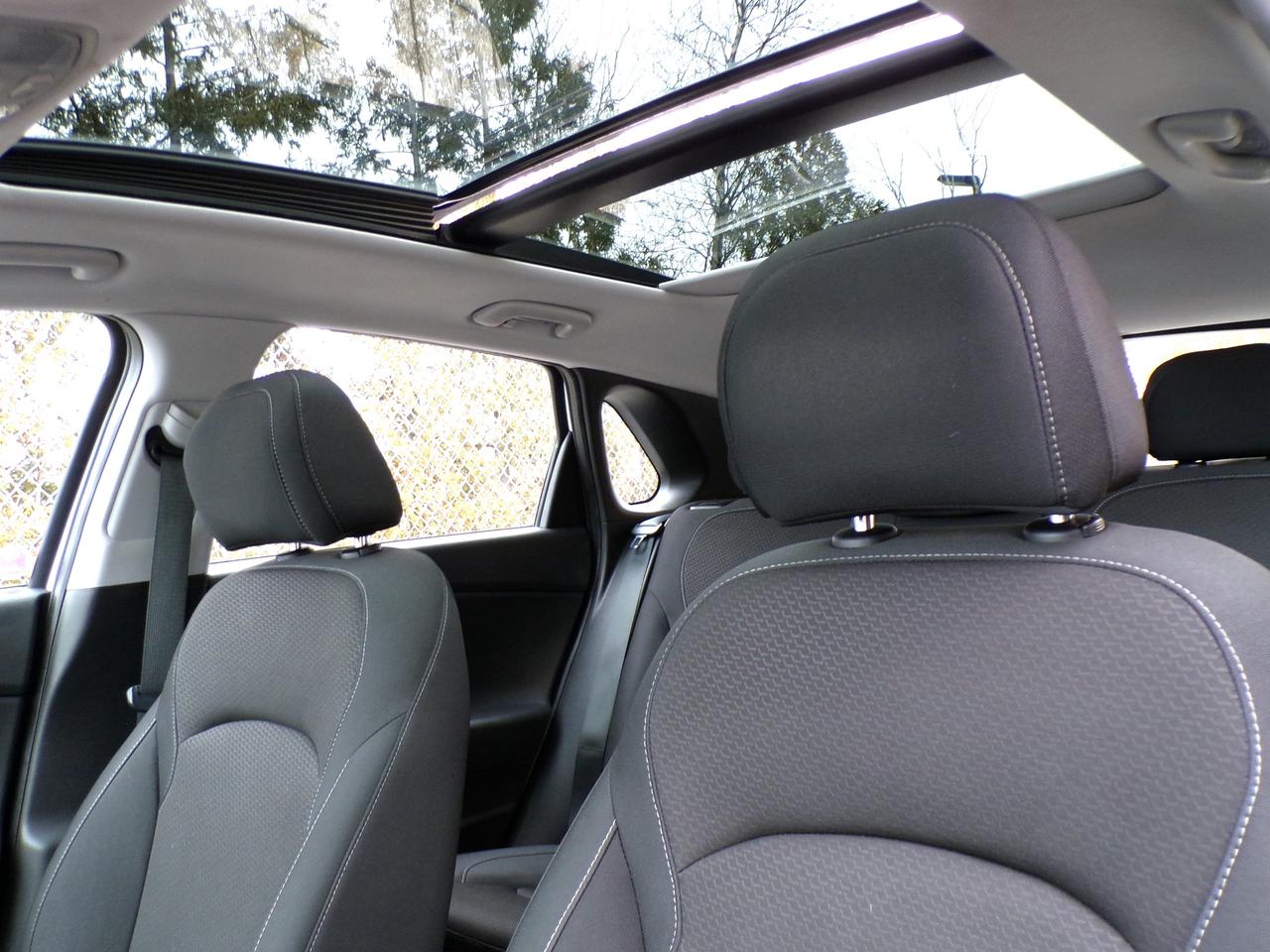 2018 Hyundai Elantra GT GLS | BSM | PANO ROOF | CAMERA Photo